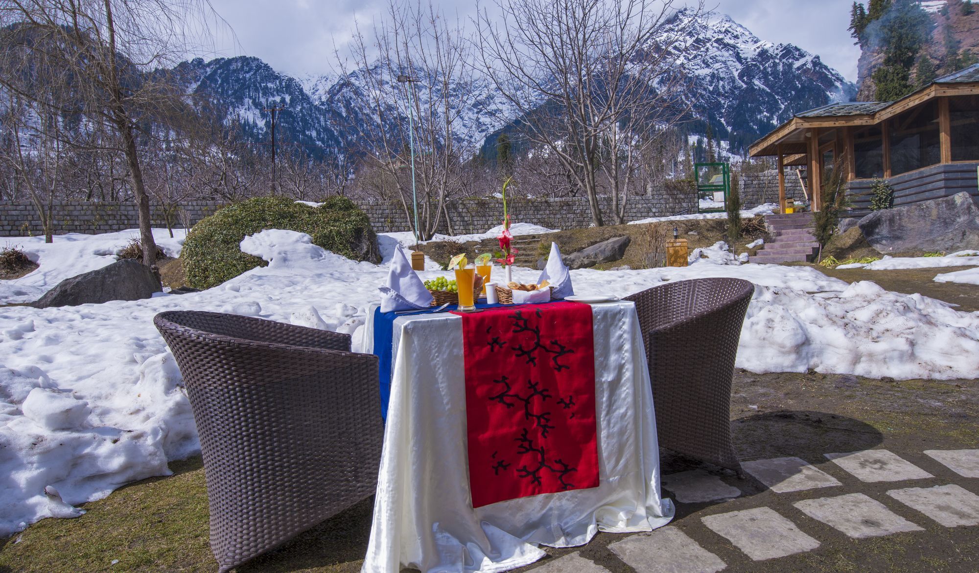 Solang Valley Resort Palchān Exterior photo