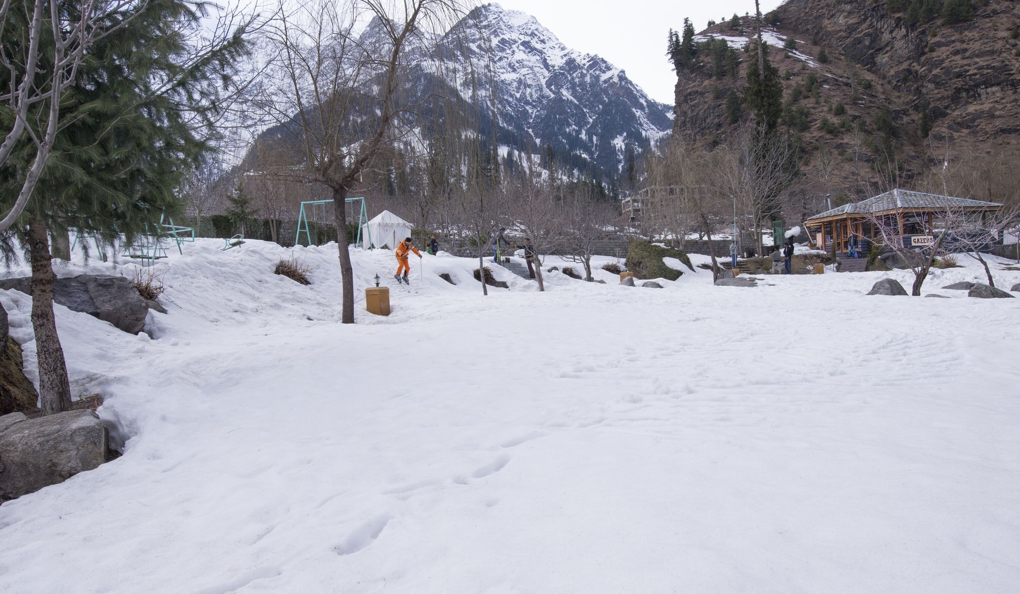 Solang Valley Resort Palchān Exterior photo